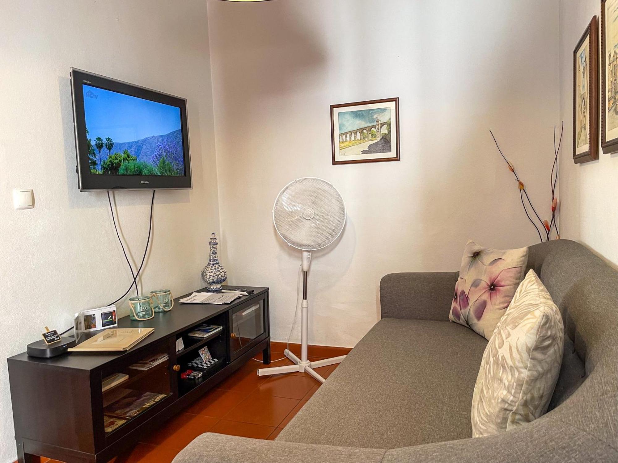 Home Away From Home Evora Room photo